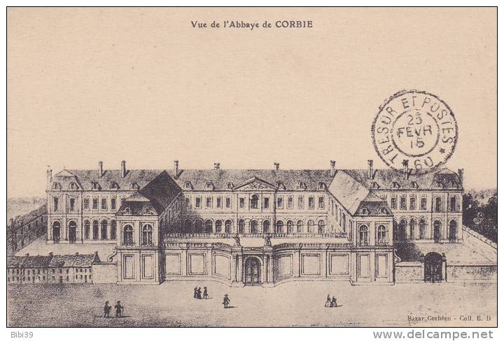 Vue De L'ABBAYE  De  CORBIE.  _  Animation Dans La Cour. - Corbie