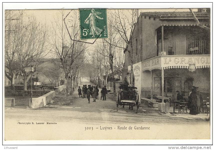 Carte Postale Ancienne Luynes - Route De Gardanne - Café Bar - Luynes