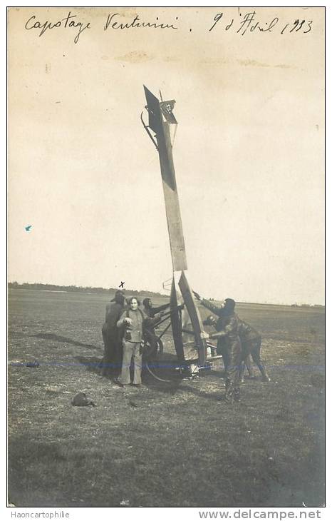 Capotage Venturini , Accident D'avion , Carte Photo Datée D'avril 1913 - Accidents