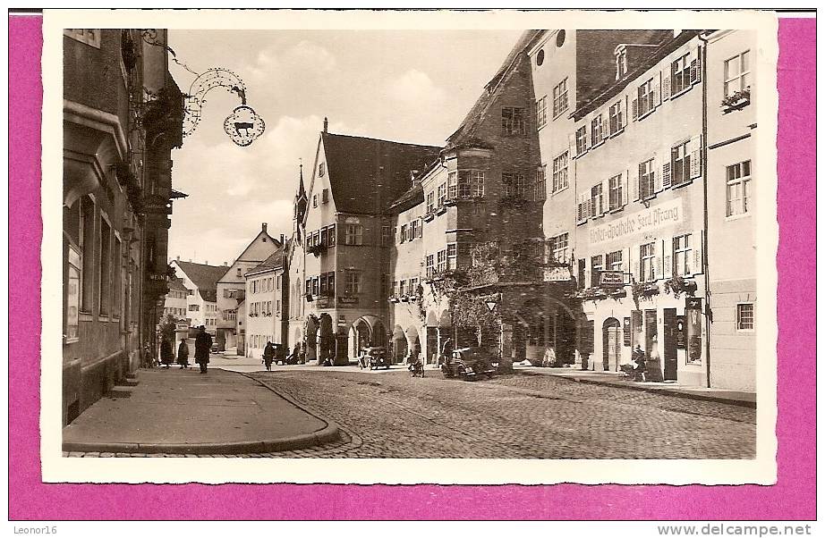 ISNY / ALLGÄU   -  * PARTIE AM RATHAUS *mit KLOSTER APOTHEKE Ferd.. PFRANG  -  VERLAG :SCHÖNING  Aus  Lübeck  Nr : 1760e - Isny