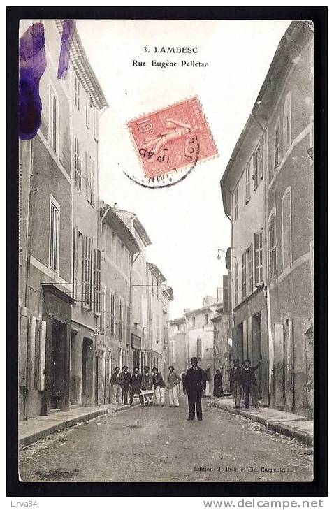 CPA  ANCIENNE- FRANCE- LAMBESC (13)- RUE EUGENE PELLETAN AVEC BELLE ANIMATION AVANT LE TREMBLEMENT DE TERRE - Lambesc