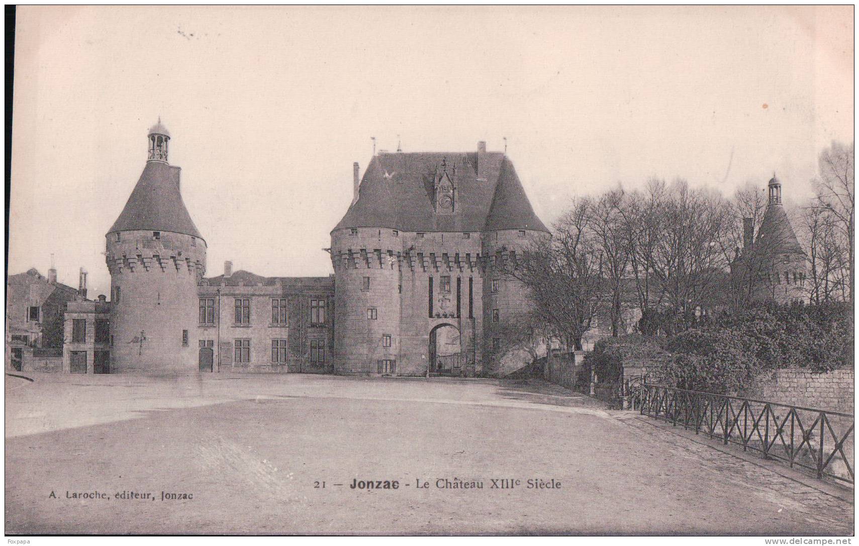 JONZAC Le Château - Jonzac