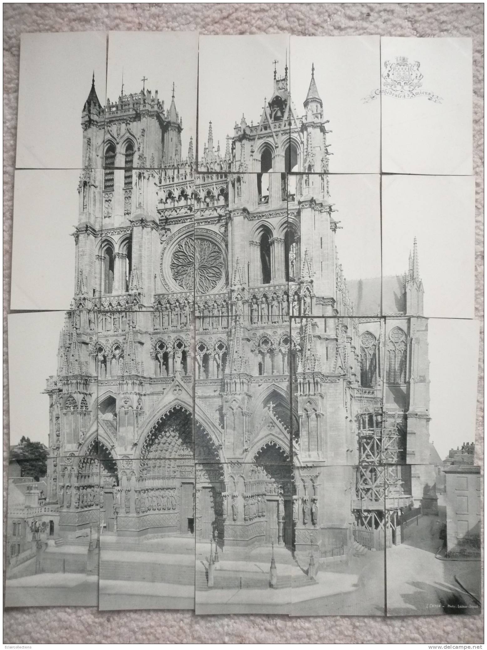 Thème Puzzle  De..20 CP.        80  Cathédrale D'Amiens        ( Voir Scan  Et/ou Description) - Autres & Non Classés