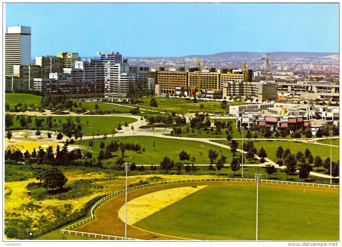 NANTERRE LE PARC DE LA DEFENSE - Nanterre