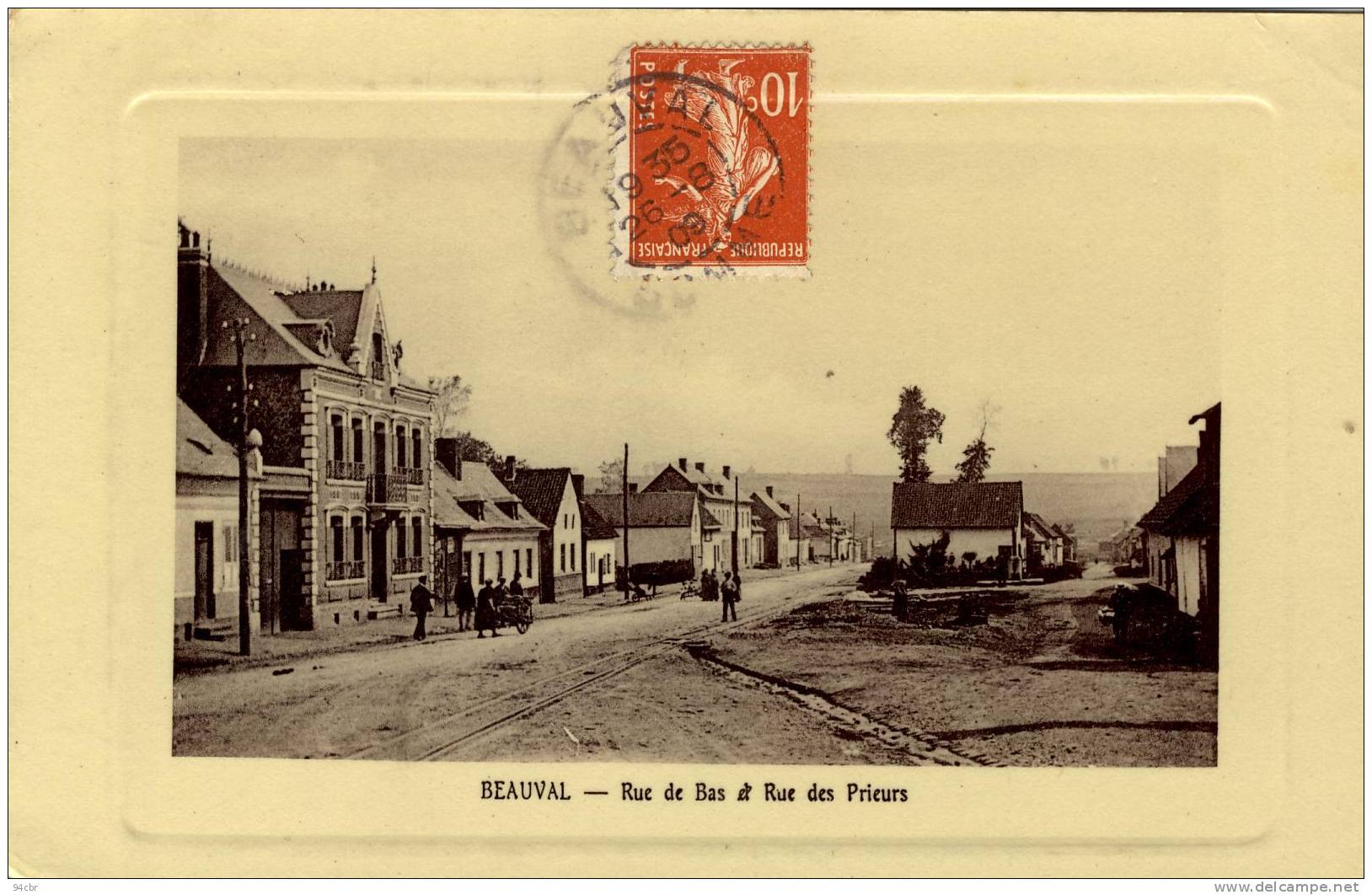 CPA (80)   BEAUVAL   Rue De Bas  Et Rue Des Prieurs - Beauval