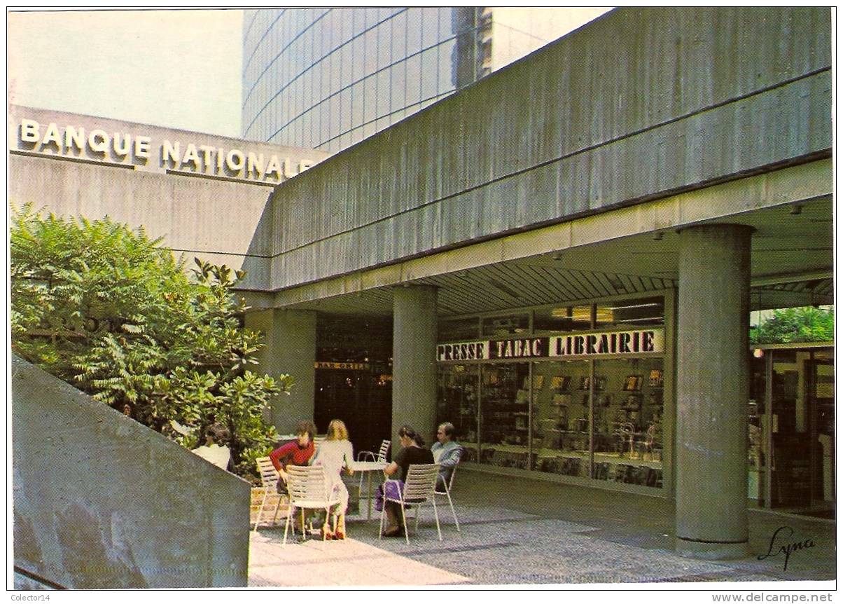 LA DEFENSE  TABAC PRESSE MAISON HERBLIN  PATIO DES REFLETS - La Defense