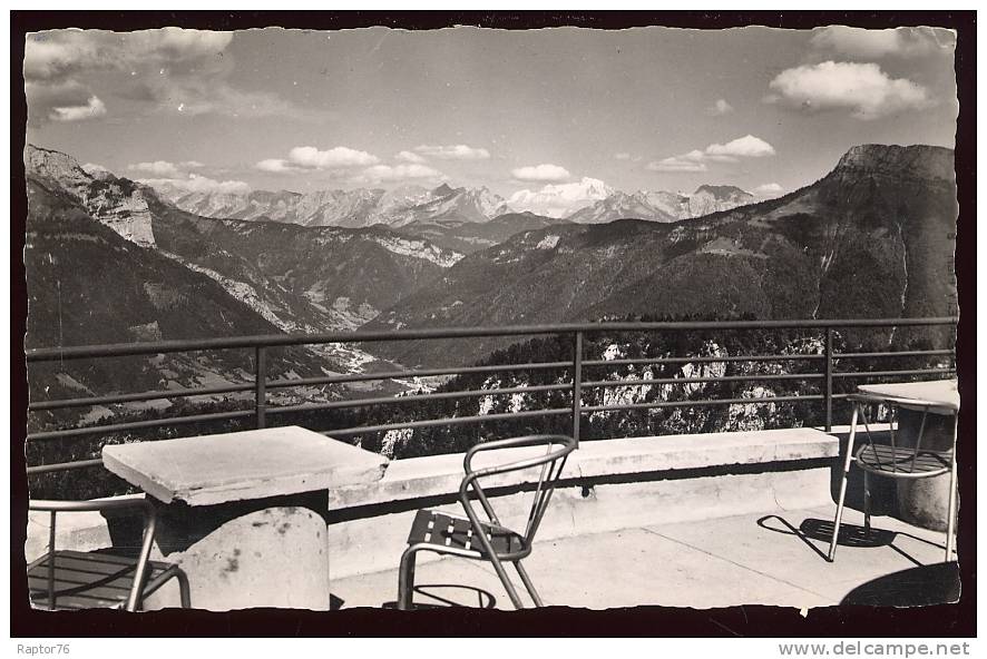 CPSM  VEYRIER DU LAC  Le Téléphérique Terrasse Vue Sur Le Mont Blanc - Veyrier