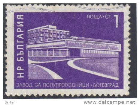 Bulgaria  -  1971  -  Yvert - 1897 ( Usado )   Construcciones Socialistas - Gebraucht