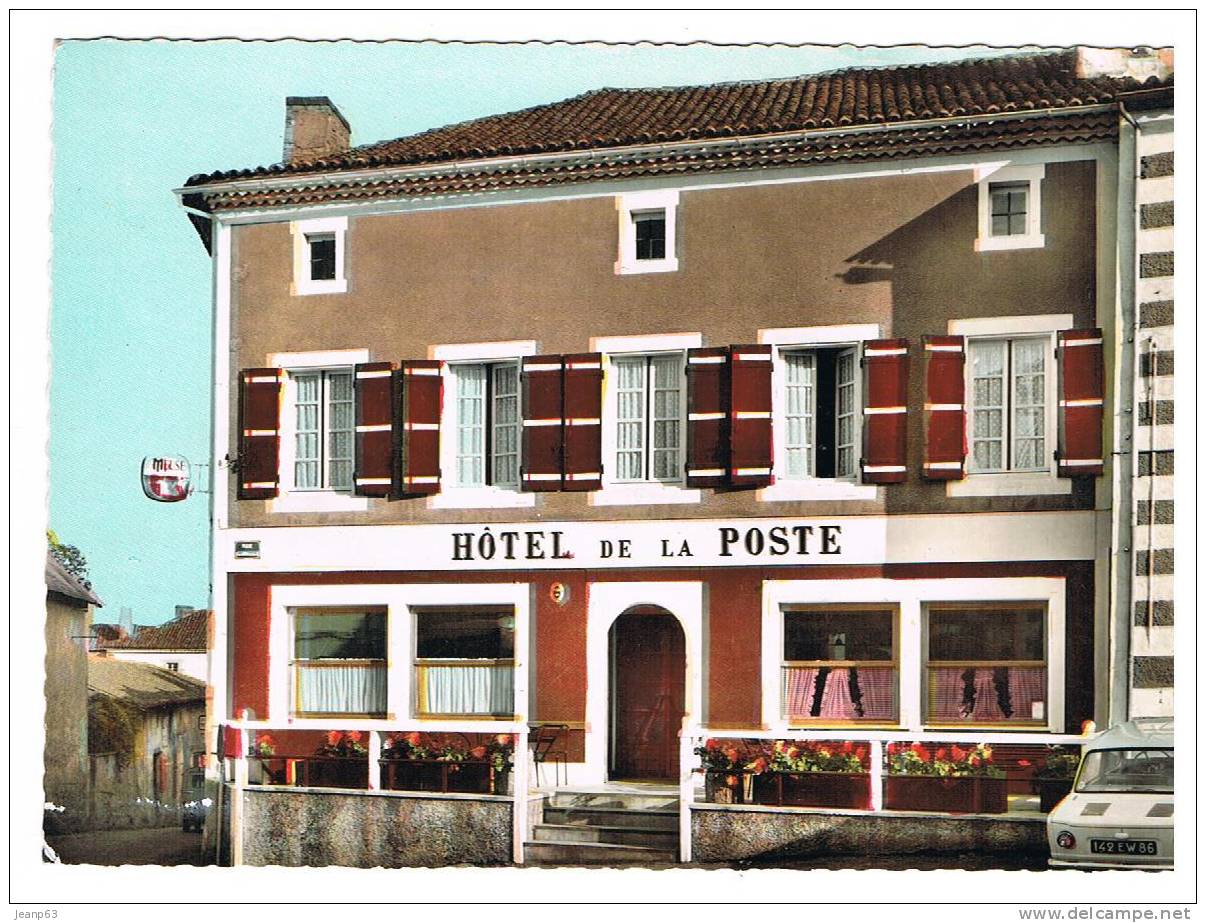 AVAILLES-LIMOUSINE (86. Vienne) Cc 5597 - L´Hotel De La Poste (10x15cm) - Availles Limouzine