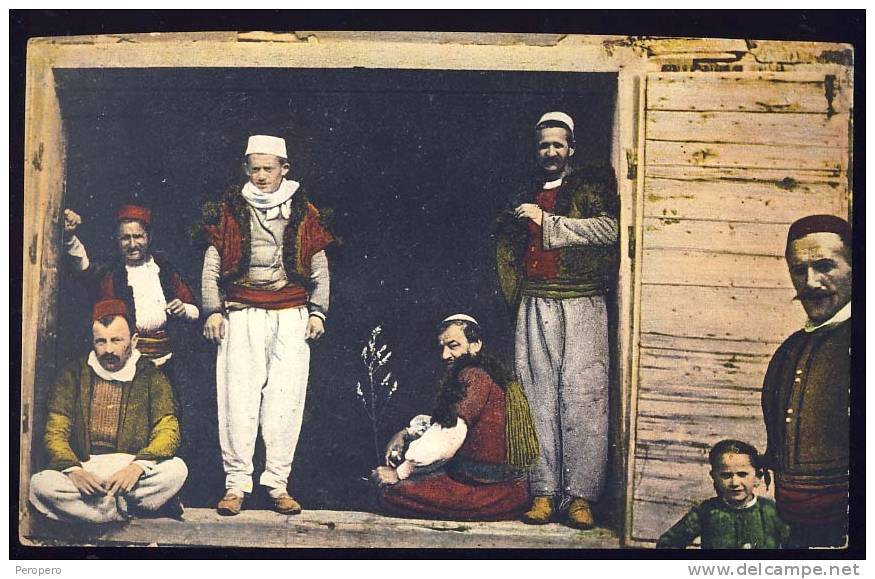 Albania  FOLK ETHNIC  COSTUME      Old Postcard - Albania