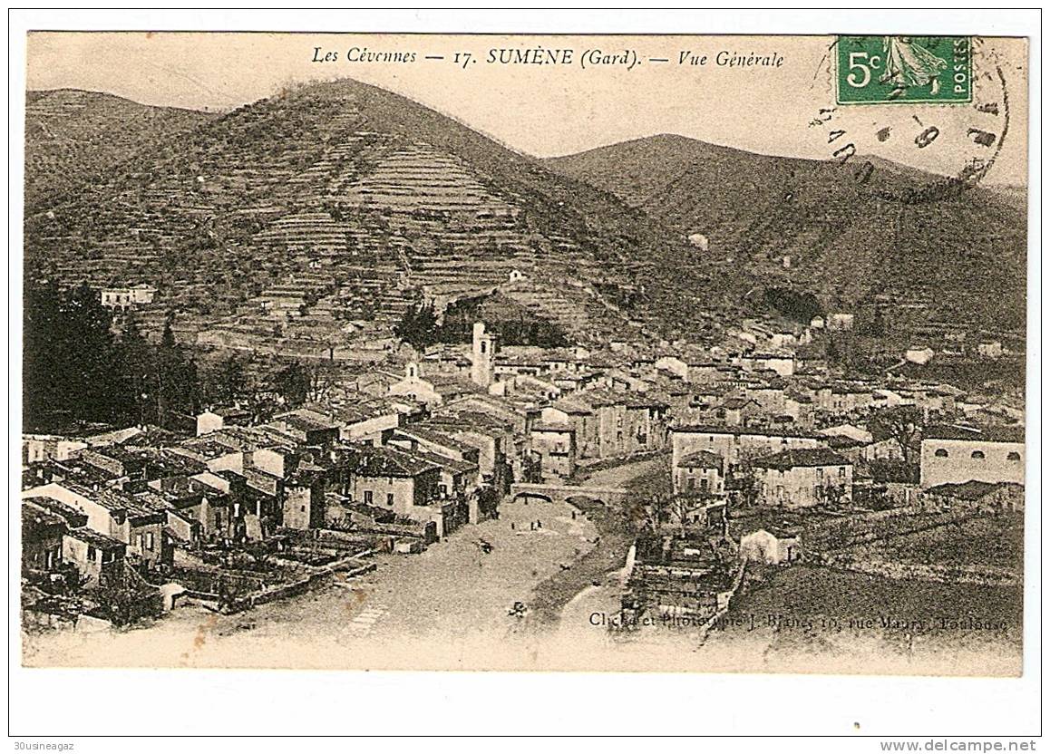 CPA . 30  Les Cevennes  Sumène Vue Générale,gard - Sumène