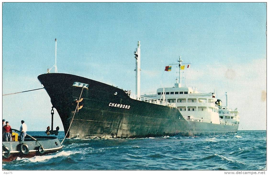 Le CHAMBORD  Tanker De 30 000 Tonnes De La Socièté Des Pétroles B P(animée) - Tanker