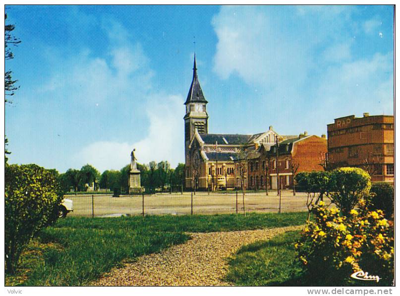 - 80 - CHAULNES - Place De L´Eglise - - Chaulnes