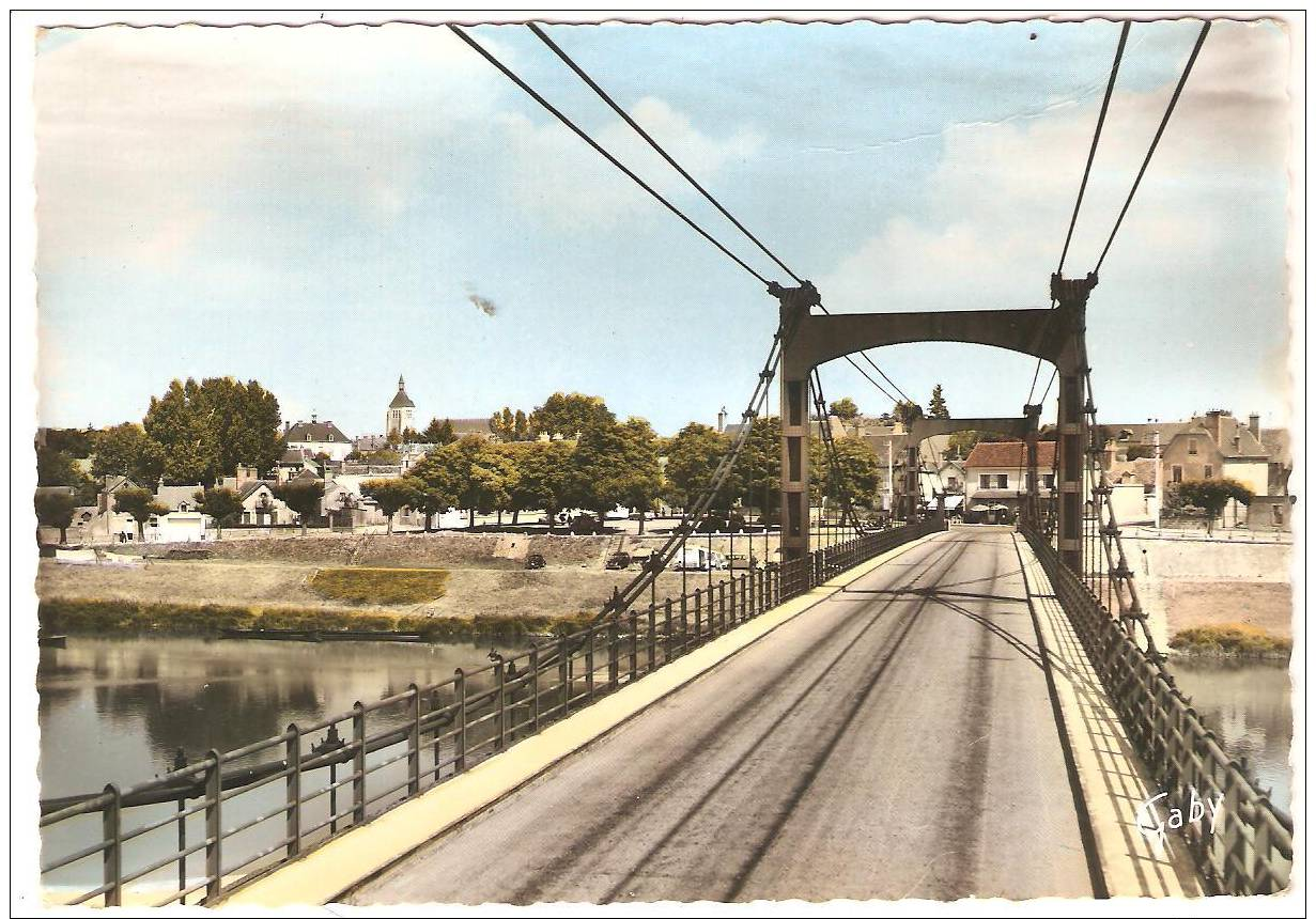 Belle Cpsm  N°10. CHATEAUNEUF.SUR.LOIRE  (Loiret) Le Pont Sur La Loire - Autres & Non Classés