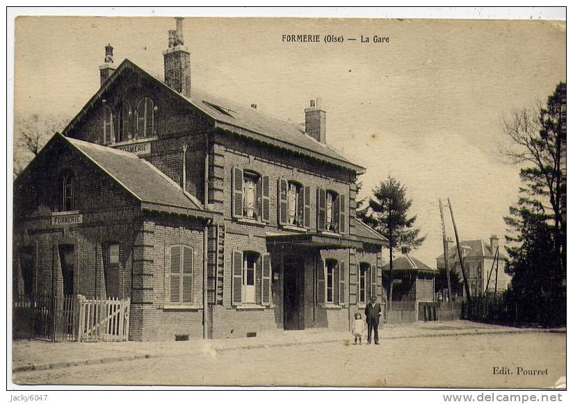 Formerie -  (oise) -    La Gare - Formerie