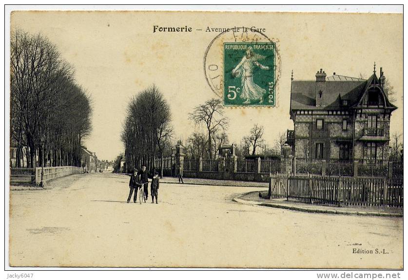 Formerie -  (oise) -    Avenue De La Gare - Formerie