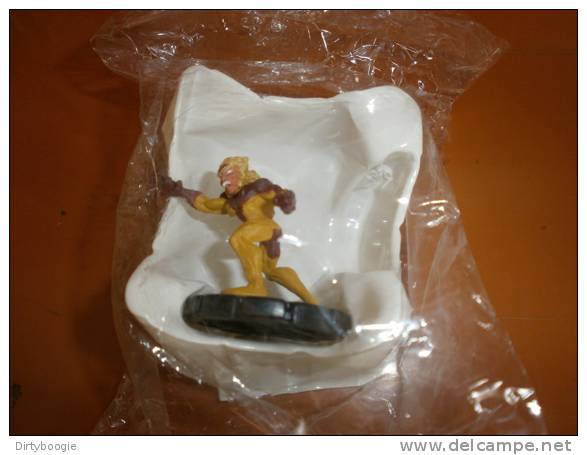 HEROCLIX - SABRETOOTH - Figurine In Plastica