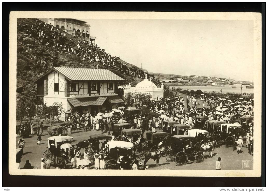 VINTAGE REAL PHOTO POSTCARD  ADEN CEREMONY ARABIA HORSE CARRIAGES - Yémen