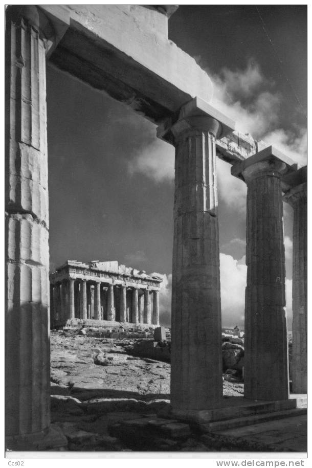 Athens The Parthenon From The Propylaea - Grèce