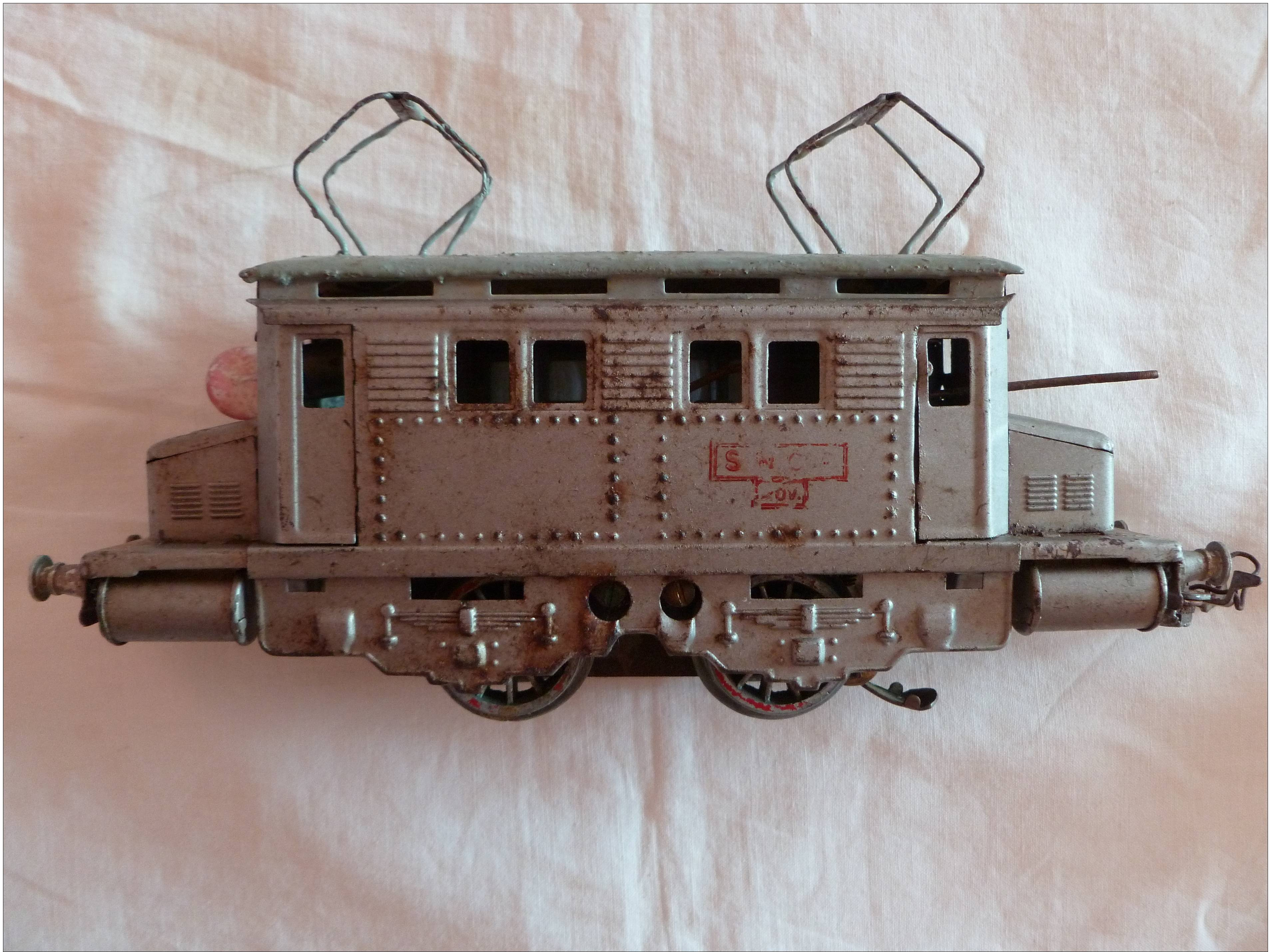 LOCOMOTIVE " HORNBY " - Jouets Anciens