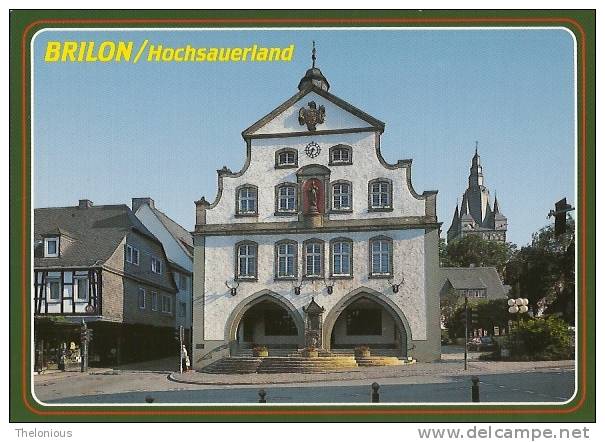 * Cartolina Luftkurort BRILON Im Hochsauerland - Rathaus Mit Propsteikirche - Brilon