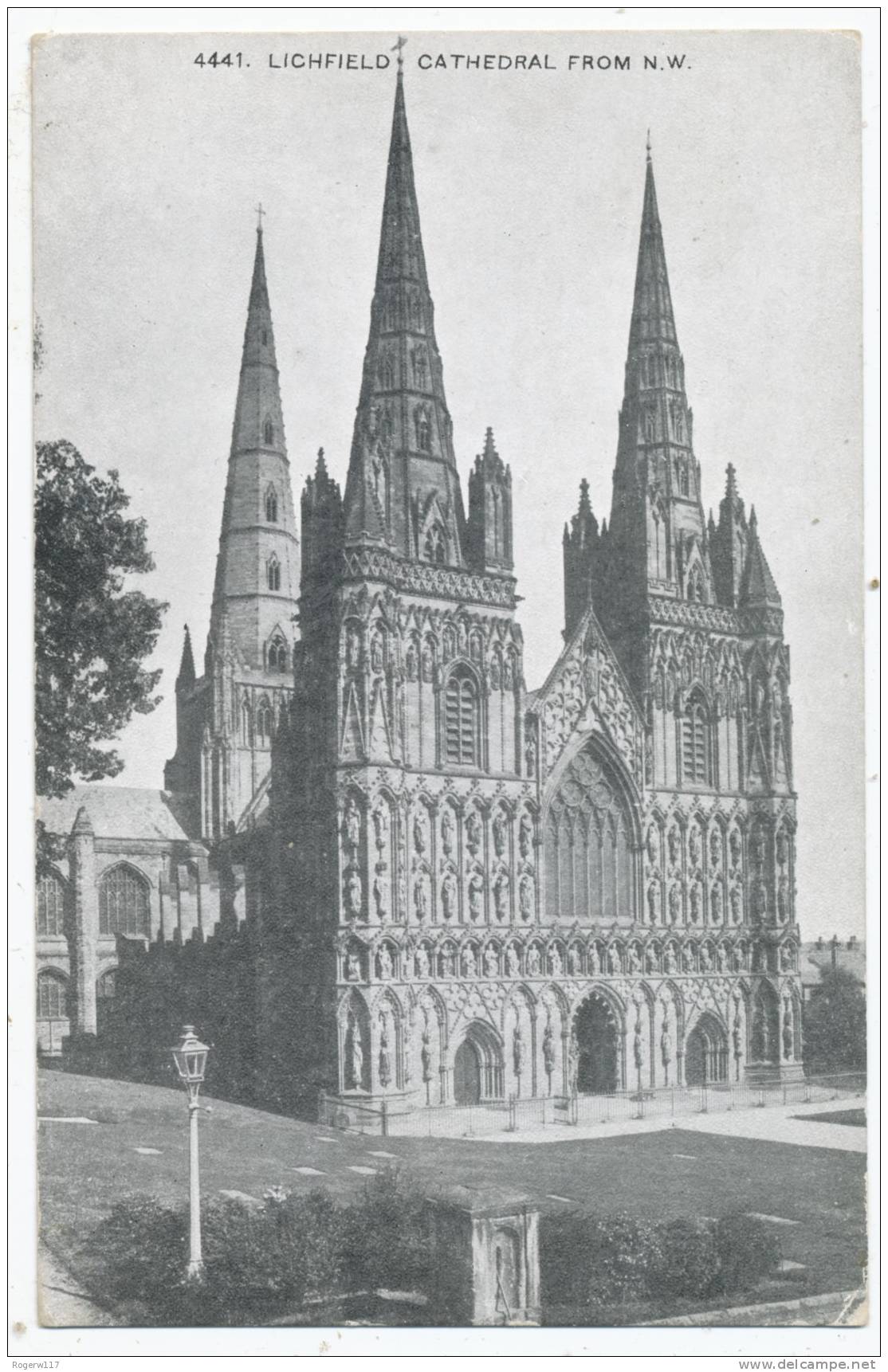 Lichfield Cathedral From N.W. - Andere & Zonder Classificatie