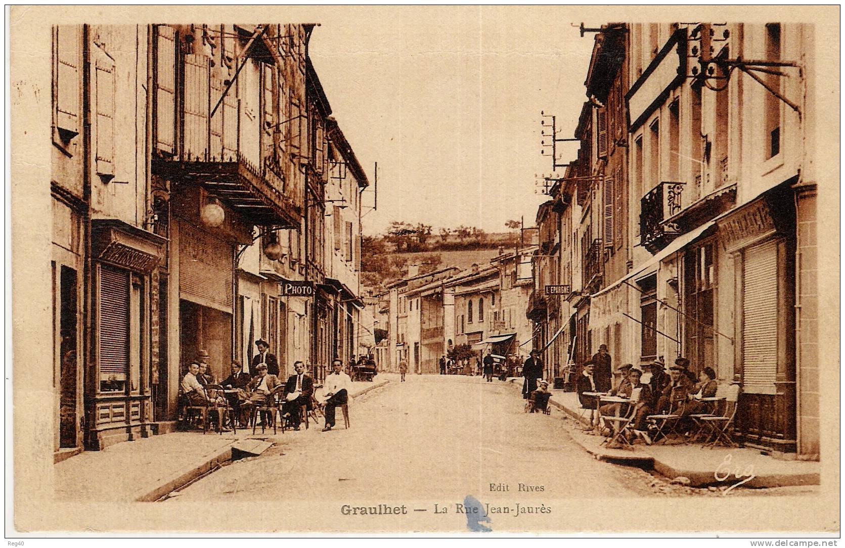 D81 - GRAULHET  - La Rue Jean Jaurès  -   (Les Cafés) - Graulhet