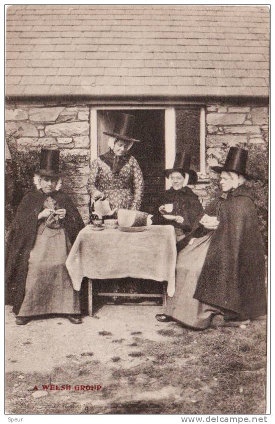 Wales - Ladies In Costume, High Hats, Drinking Tea. - Other & Unclassified