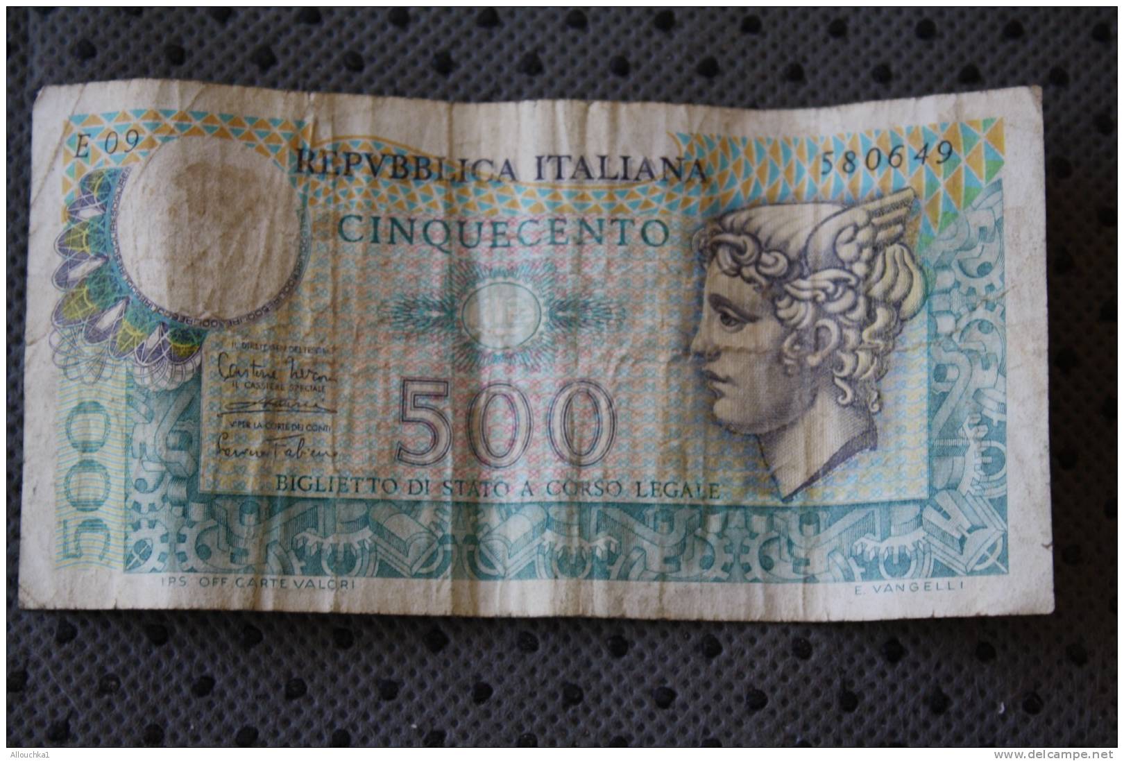 ITALIE  BILLET DE BANQUE BANK  BANCA  REPUBBLICA  ITALIANA &gt;CINQECENTO 500 LIRE &gt; BIGLIETTO DI STATO A CORSO LEGAL - 500 Liras