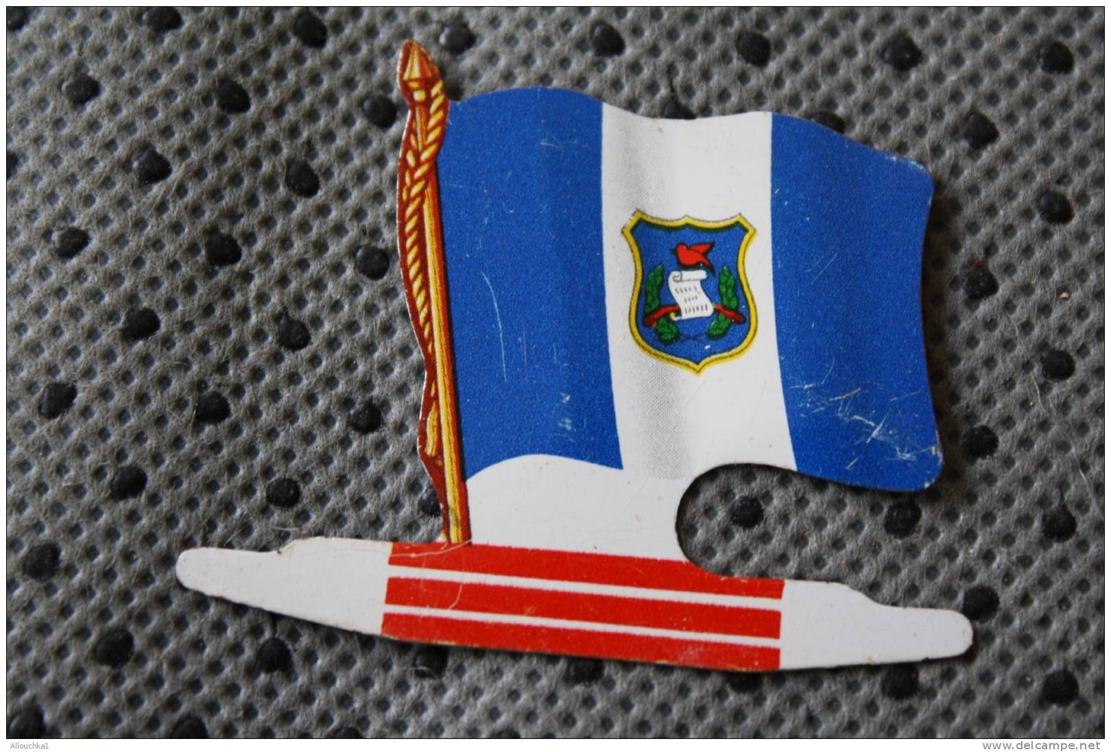 GUATEMALA  DRAPEAU FLAG BANDIERA &Sigma;&Eta;&Mu;&Alpha;&Iota;&Alpha; FLAGGA-TOLE PLIABLE-PUB L'ALSACIENNE BISCUIT REPLI - Andere & Zonder Classificatie