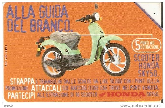 TARJETA DE ITALIA DE UNA SCOOTER  (MOTO-MOTORBIKE) - Motos