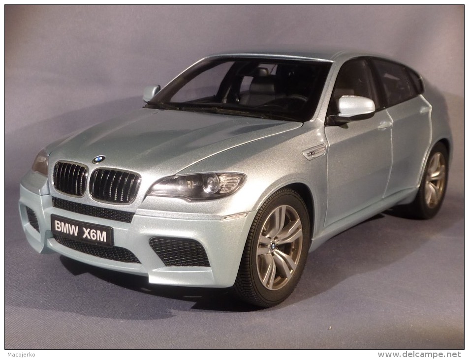 Kyosho 08762S, BMW X6M, 1:18 - Kyosho