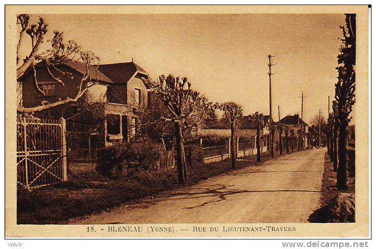 - 89 - BLENEAU - Rue Du Lieutenant-Travers - - Bleneau