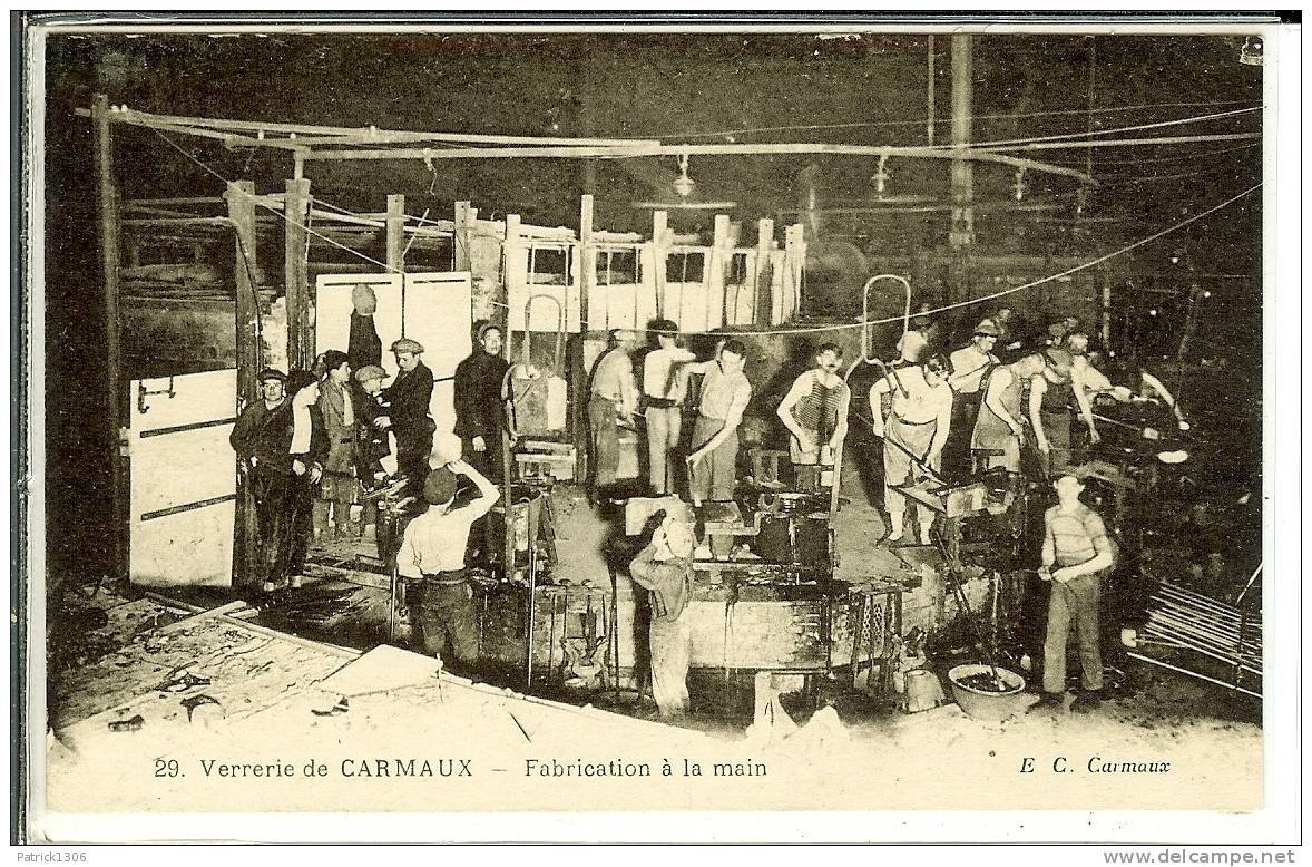 CPA  CARMAUX, Verrerie, Fabrication à La Main  4651 - Carmaux
