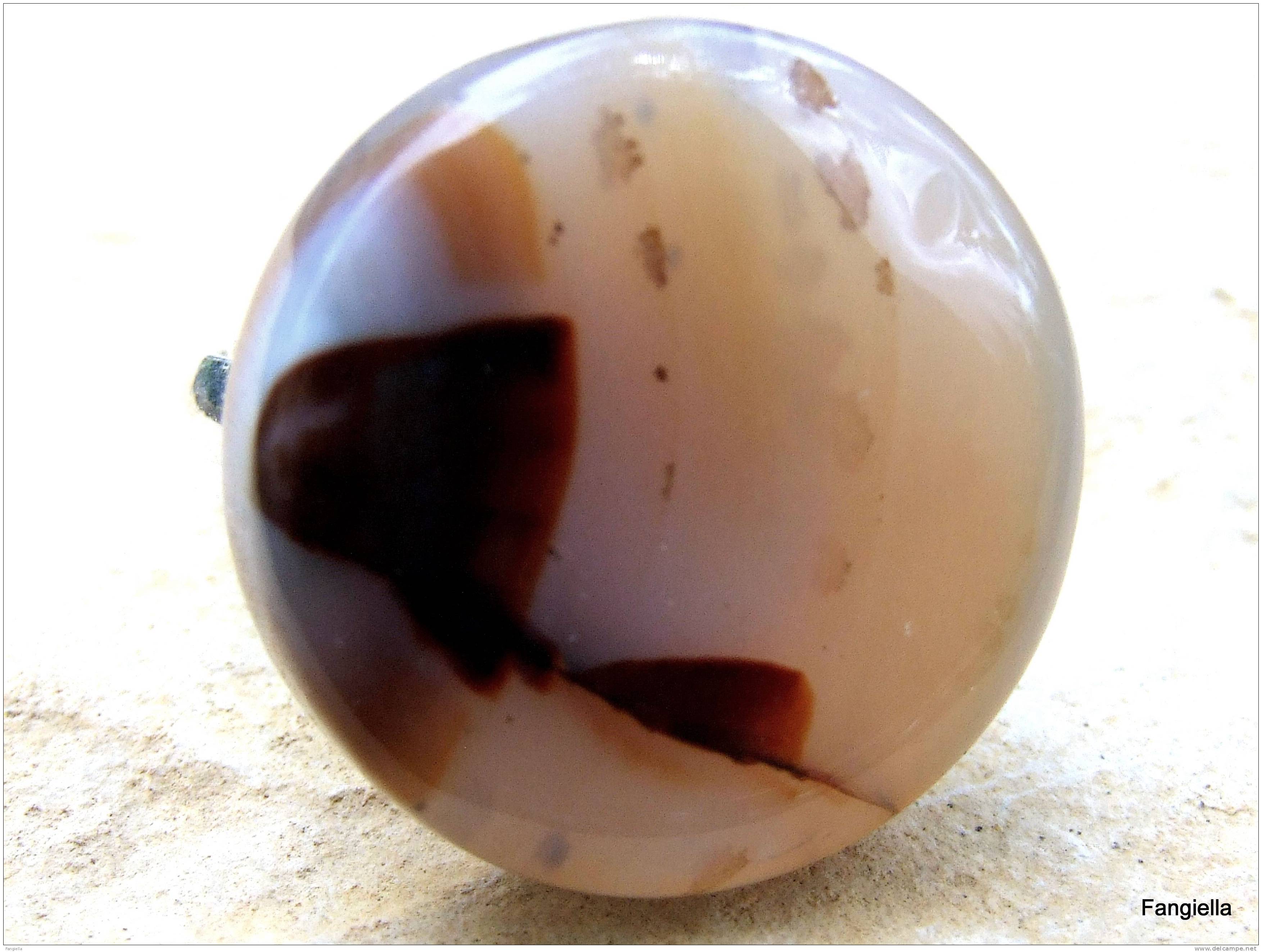 Bague En Agate Beige Pierre Semi-précieuse Sur Anneau Réglable Le Cabochon Mesure Environ 22x22x9mm - Anelli