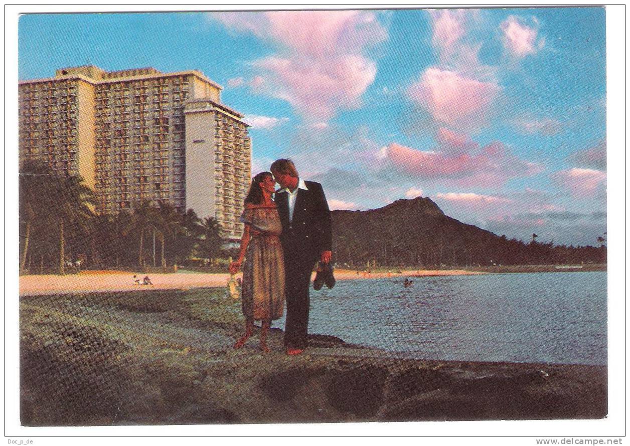 Hawaii - Waikiki Beach - Holiday Inn Hotel - Honolulu