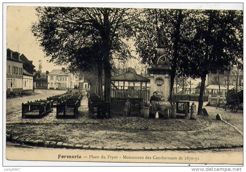 Formerie -  (oise) -    Place Du Fryer - Monument Des Combattants De 1870-71 - Formerie