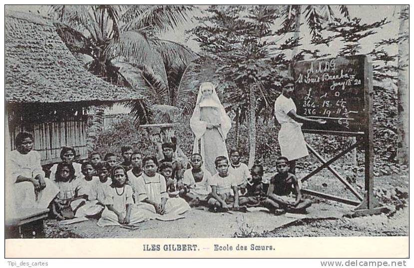 Kiribati - Iles Gilbert - Ecole Des Soeurs - Kiribati