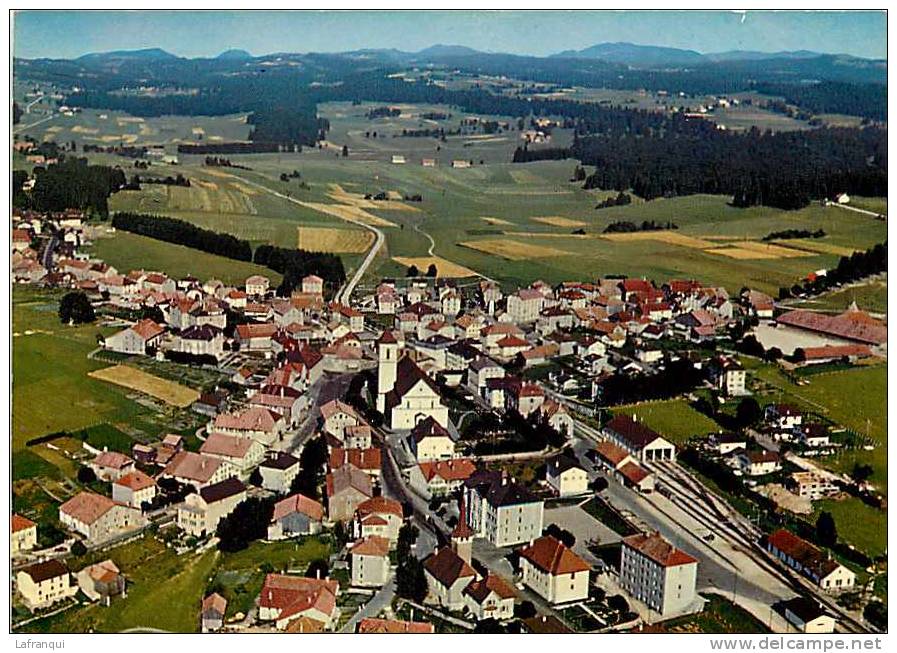 Suisse -carte Postale Grand Format - Ref 38- En Avion Au Dessus De Saignelegier  -carte Bon Etat - - Saignelégier