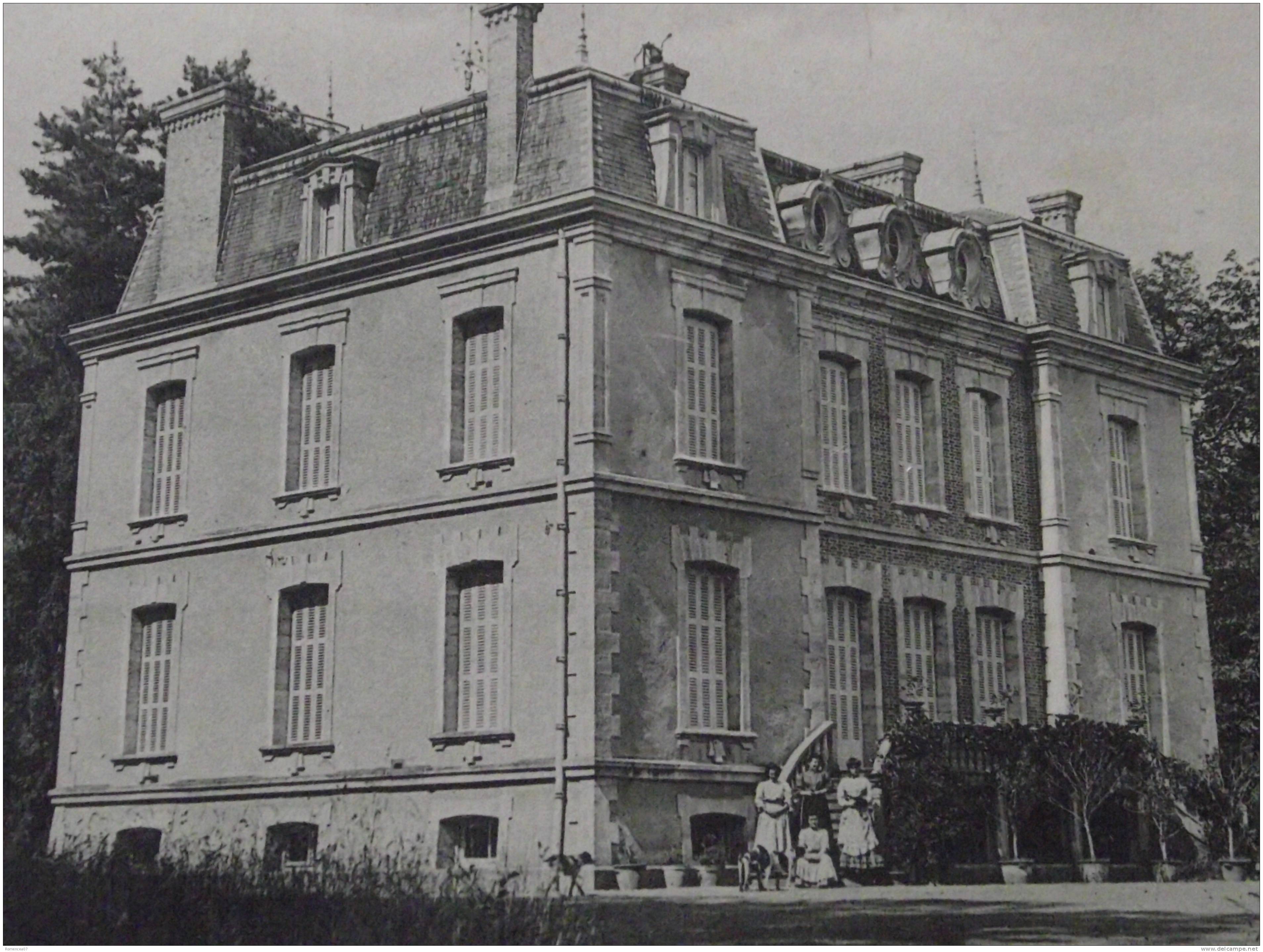 LEZOUX (Puy-de-Dôme) - Château De Fontenille - Animée - Non Voyagée - Dos Non Découpé - Lezoux