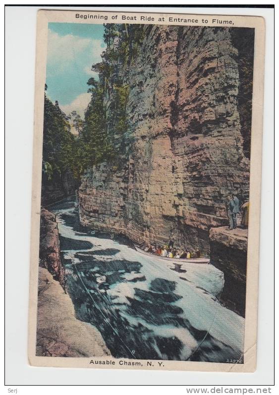 BEGINNING OF BOAT RIDE AT ENTRANCE TO FLUME. AUSABLE CHASM. NY NEW YORK 1929. Old PC . USA - Adirondack