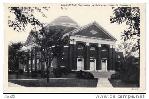 Newark DE Delaware, Mitchell Hall, University Of Delaware Campus, C1950s Vintage Curteich Postcard - Andere & Zonder Classificatie
