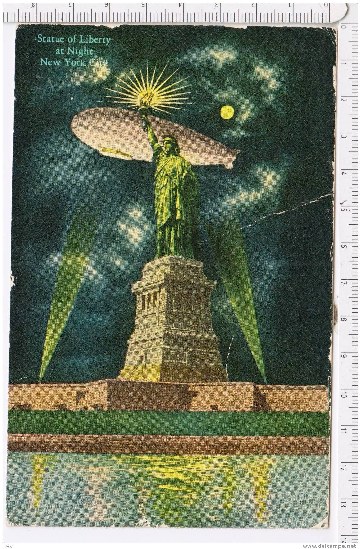 Statue Of Liberty. New York. Airship. - Otros & Sin Clasificación