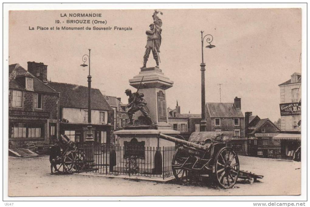 - BRIOUZE (Orne) - La Place Et Le Monument Du Souvenir Français. - - Briouze