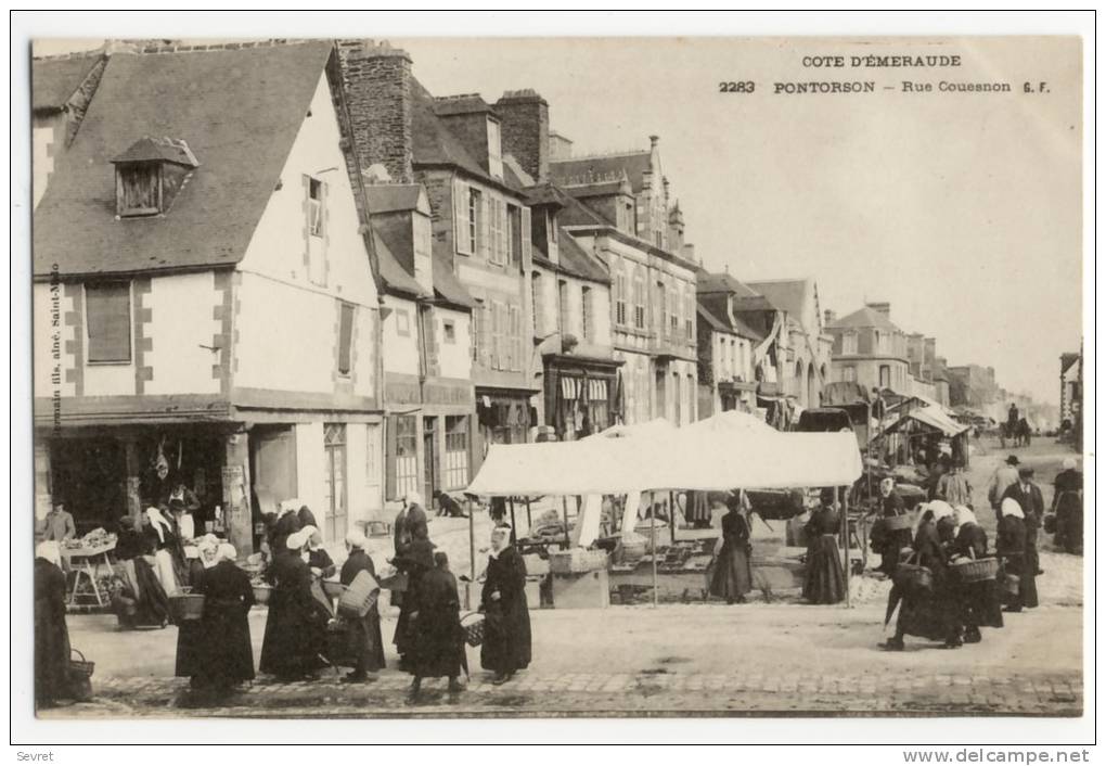 PONTORSON. - Le Marché Aux Porcs - Pontorson