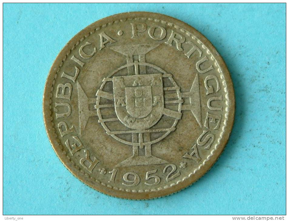 1952 - 10 ESCUDOS / KM 79 ( Uncleaned - For Grade, Please See Photo ) !! - Mosambik