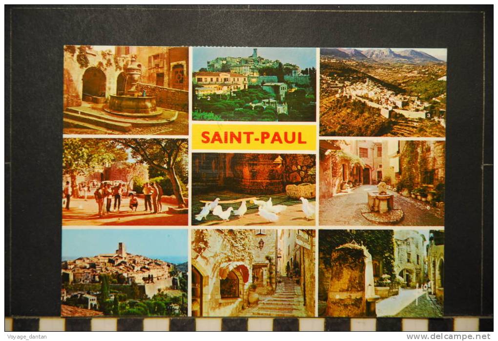 SAINT PAUL  VIEILLES FONTAINES JOUEURS DE BOULES LES COLOMBES VIEILLE RUE  UNE FONTAINE DANS LA GRANDE RUE - Saint-Paul
