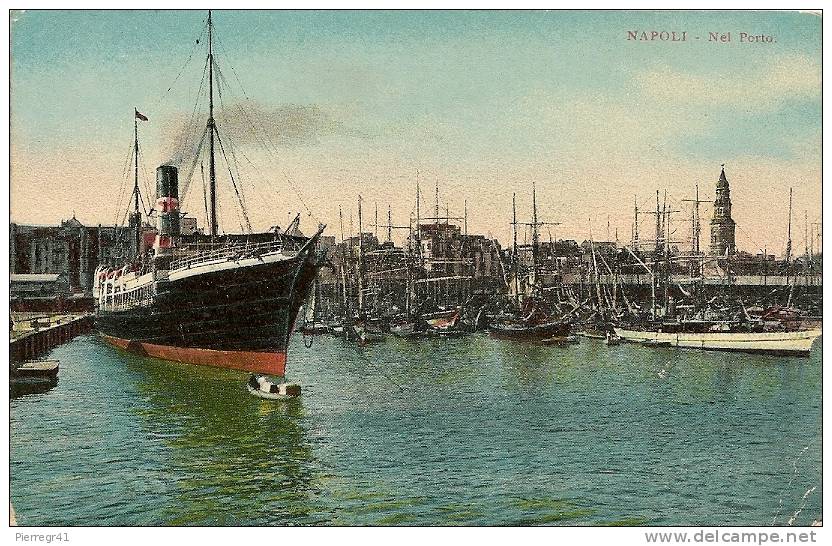 CPA-1923-ITALIE-NAPLES-PAQUEBOT   ARRIVANT A QUAI-BE RARE - Steamers