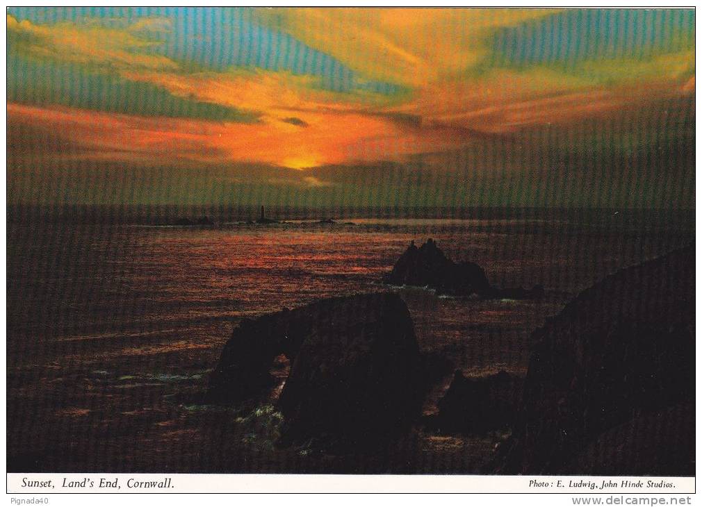 Cp , ANGLETERRE , CORNWALL , Sunset Land's End - Land's End