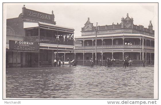 CARTE PHOTO ROCHESTER  Inondation  Victoria ,p Gorman Général Merchant Et Le  SHAMROCK HOTEL Editeur W B Brown - Rochester